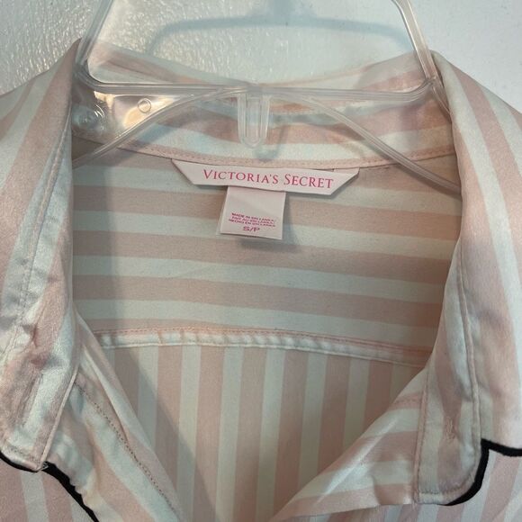 VICTORIA’S SECRET  Pink and Ivory Stripes Buttons Down Night Shirt.Size S - Picture 3 of 10